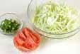 キャベツとピーマンのサラダの作り方の手順1