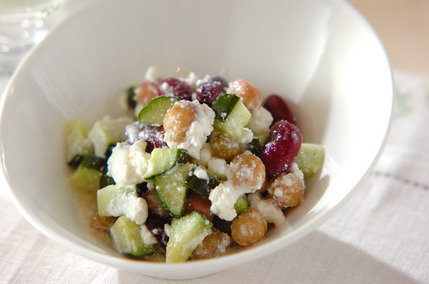 ミックスビーンズのカッテージチーズ和え