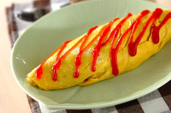 たっぷりキノコの しっとりオムライス レシピ 作り方 E レシピ 料理のプロが作る簡単レシピ