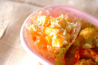 柿のクリームチーズ和え