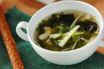 タケノコとワカメのスープ