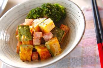カボチャとハムのサラダ