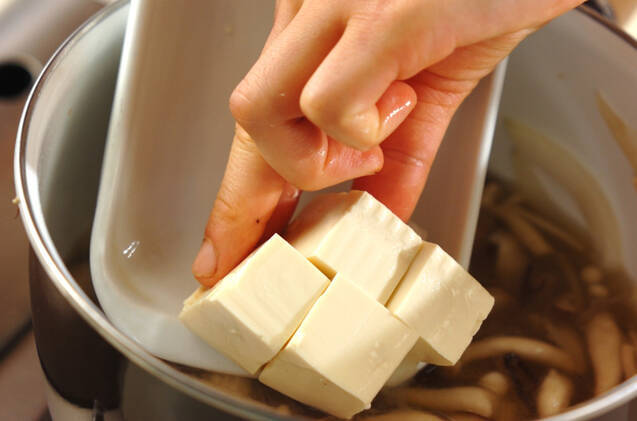 キノコたっぷりサンラータンの作り方の手順7