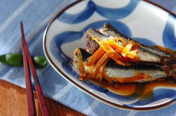 たっぷりショウガと梅のイワシ煮