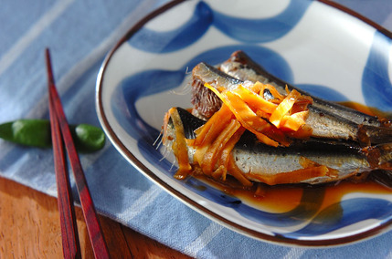 たっぷりショウガと梅のイワシ煮