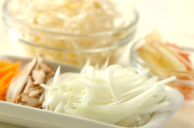 モヤシの甘酢和えの作り方の手順1