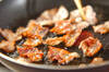 カリカリ豚肉のポン酢和えの作り方の手順2