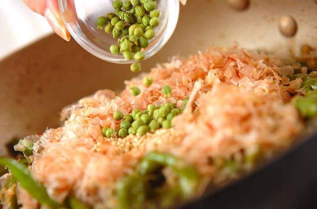 京のおばんざい ご飯のお供！ジャコと甘長唐辛子の炒め煮の作り方の手順3