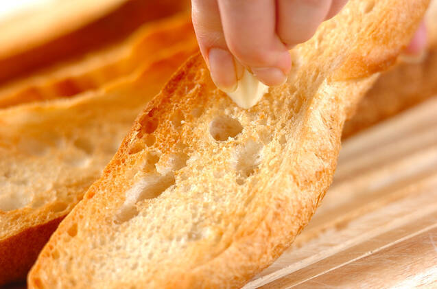 ガーリックトーストの作り方の手順1