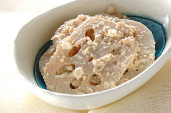 レンコンのクルミ和え