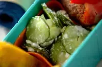 キュウリとカッテージチーズのサラダ