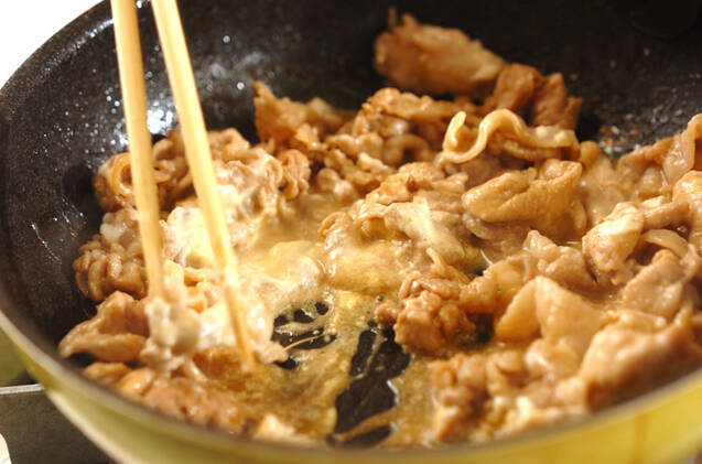 薄切り豚肉のマヨ炒めの作り方の手順5