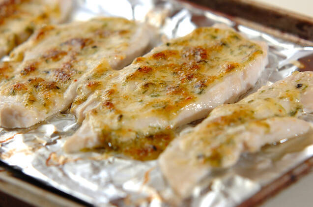 おかずに大満足！鶏ささみのマヨネーズ焼きの作り方の手順3