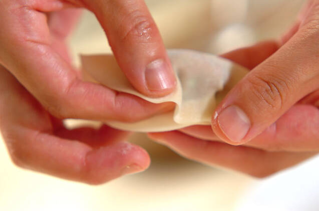 セロリ入りヘルシー餃子の作り方の手順3
