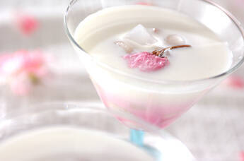 SAKURAのデザートカクテル