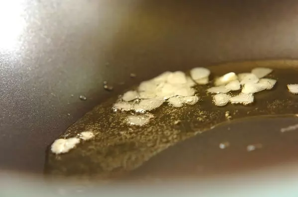 簡単!基本のペペロンチーノ 本格プロの味の作り方2