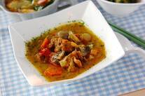 チキンのココナッツ煮込み