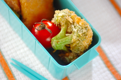 ブロッコリーのチーズ揚げ 副菜 レシピ 作り方 E レシピ 料理のプロが作る簡単レシピ