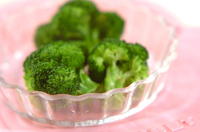 ブロッコリーのチーズ和えの作り方の手順1