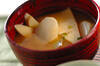 里芋とタケノコのみそ汁の作り方の手順
