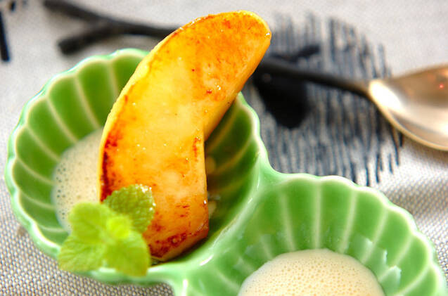 リンゴソテー・アイスソース