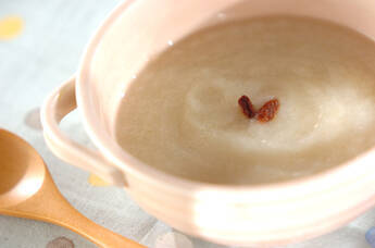 梨とレンコンの薬膳スープ