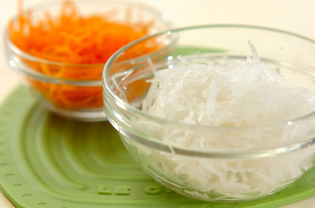 大根とニンジンのナムルの作り方の手順1