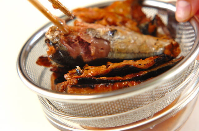 サンマ缶の卵とじ丼の作り方の手順1