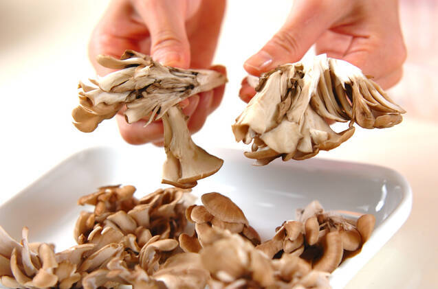 マイタケの豚肉巻きの作り方の手順1