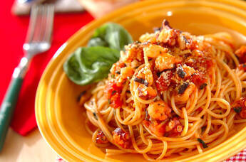 タコとトマトの煮込みパスタ