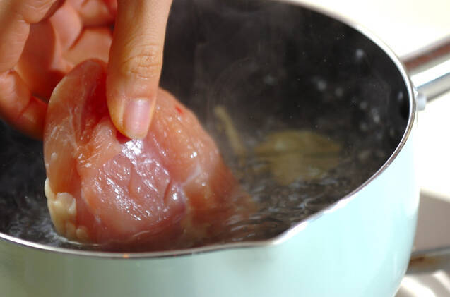 ゆで鶏の作り方の手順2