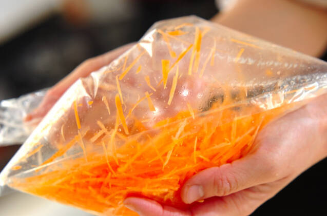 ニンジンのシンプルサラダの作り方の手順3