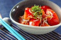 トマトのショウガドレッシング和え