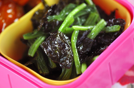 ホウレン草ののり和え