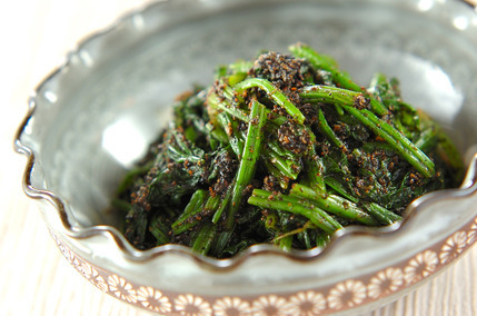 京のおばんざい　ホウレン草のゴマ汚し