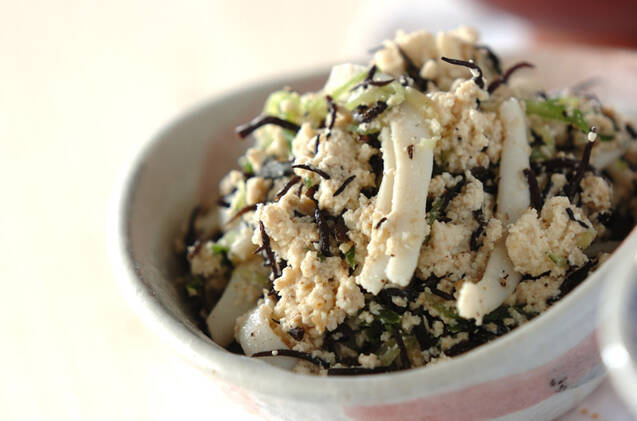 イカとヒジキの白和え