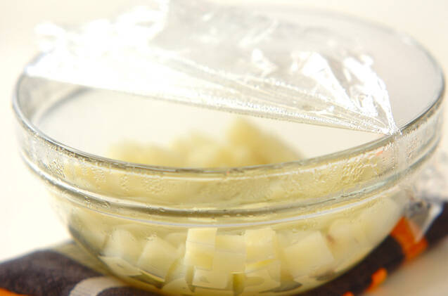 ジャガイモのエスニック炒めの作り方の手順1