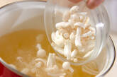 白シメジのかきたま汁の作り方4