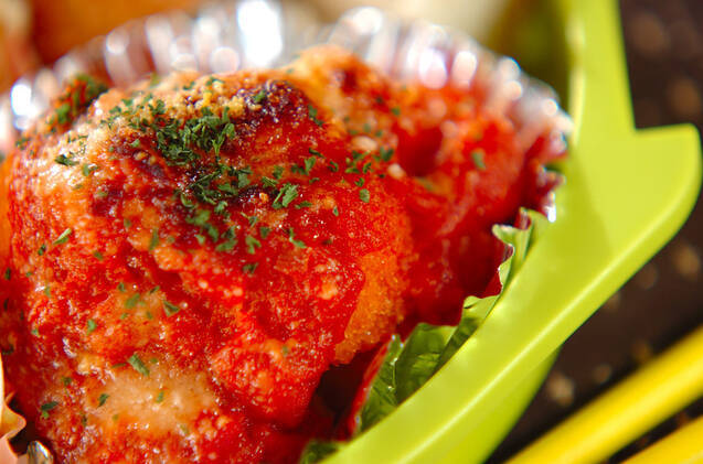 クリームコロッケのトマトチーズ焼き