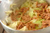 ツナ缶で旨味たっぷり！簡単ヘルシー白菜とツナのサッと煮の作り方の手順3