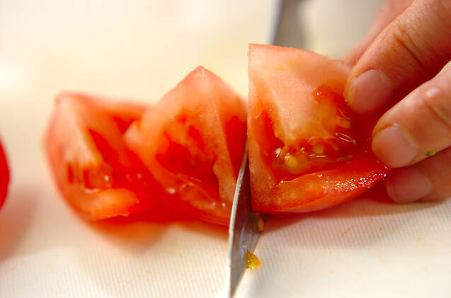 トマトのシンプルサラダの作り方の手順1