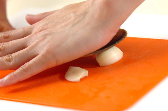 レンコンのオイル煮の作り方の手順1