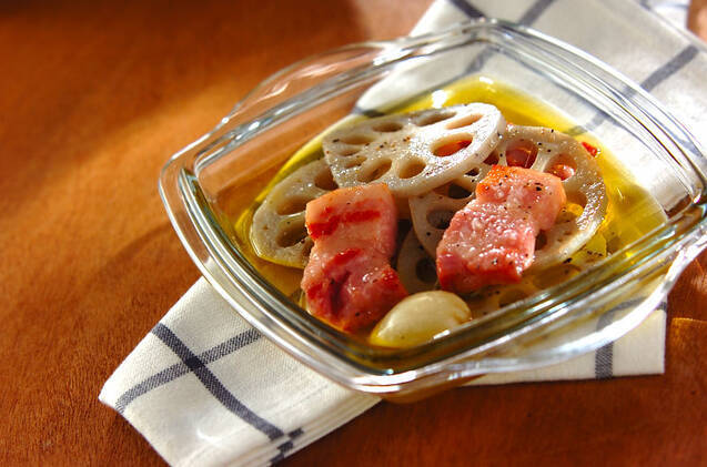 レンコンとベーコンのオイル煮