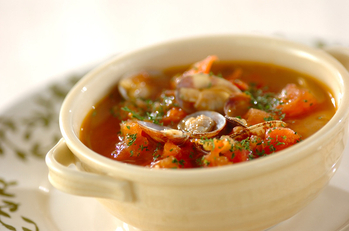 トマトとアサリのスープ