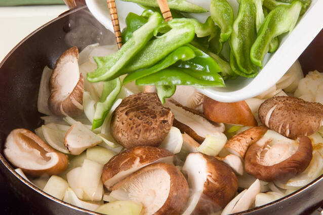 ご飯がすすむ！たっぷり焼き肉丼の作り方の手順5