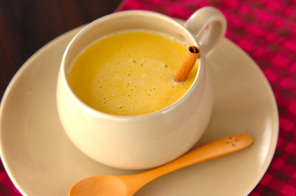 柿×カボチャ×アーモンドドリンク