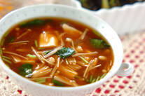 エノキと豆腐の赤だし