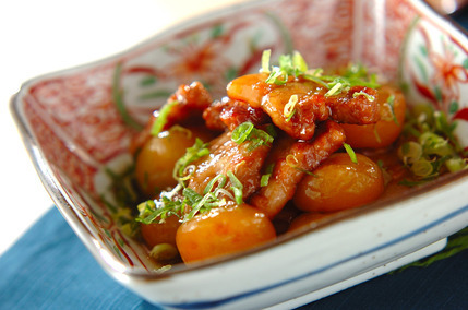 豚肉と玉コンニャクのうま煮