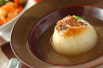 新玉ネギのひき肉詰め煮