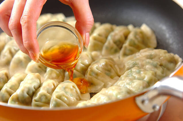 カレー風味餃子の作り方の手順8